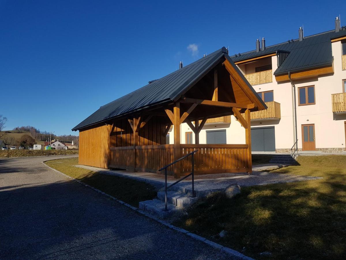 Aparthotel Barbora Kasperske Hory Exterior foto